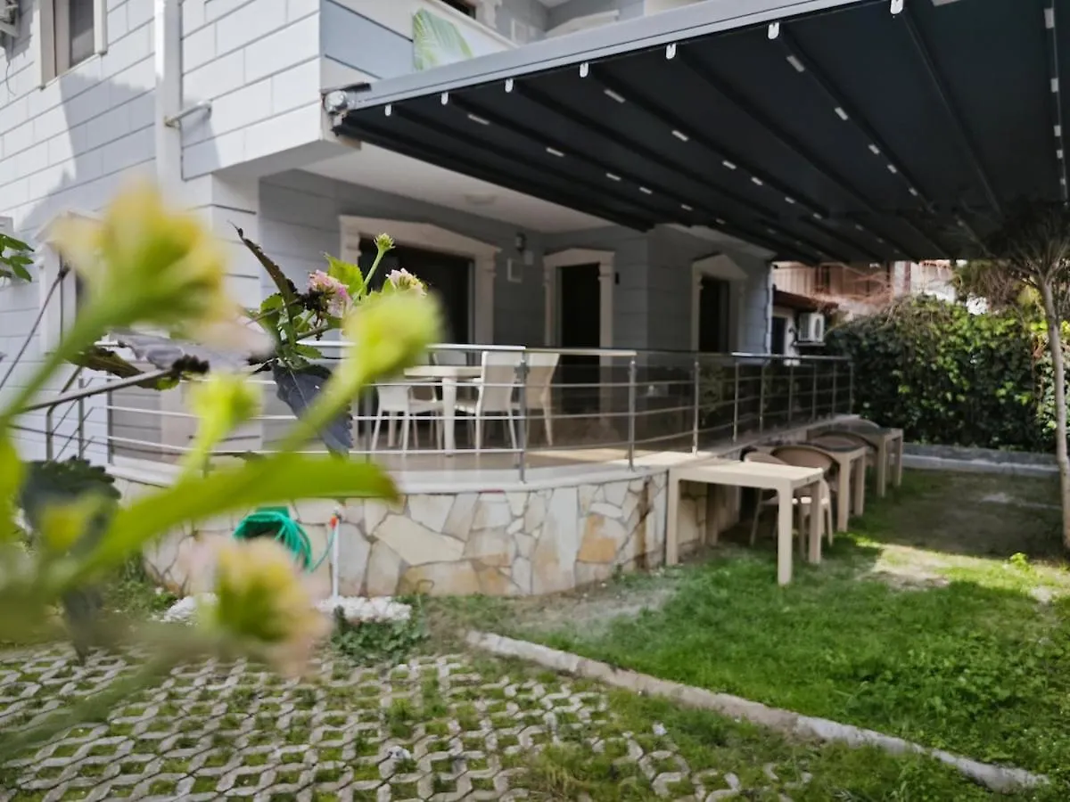 Adakonak Urla